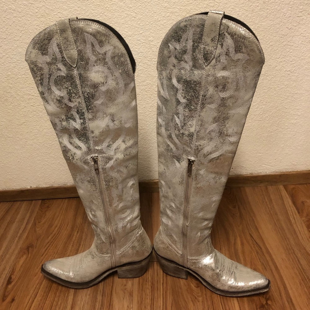 NWOB LIBERTY Black Allysa Metallic Silver Over-the-Knee Boots - Picture 7 of 17